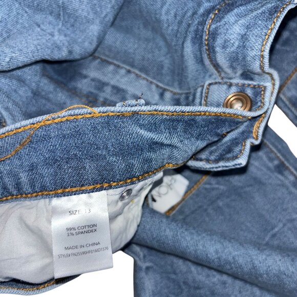 Fashion Nova Size 13 Flared Jeans Light Wash - Picture 5 of 7